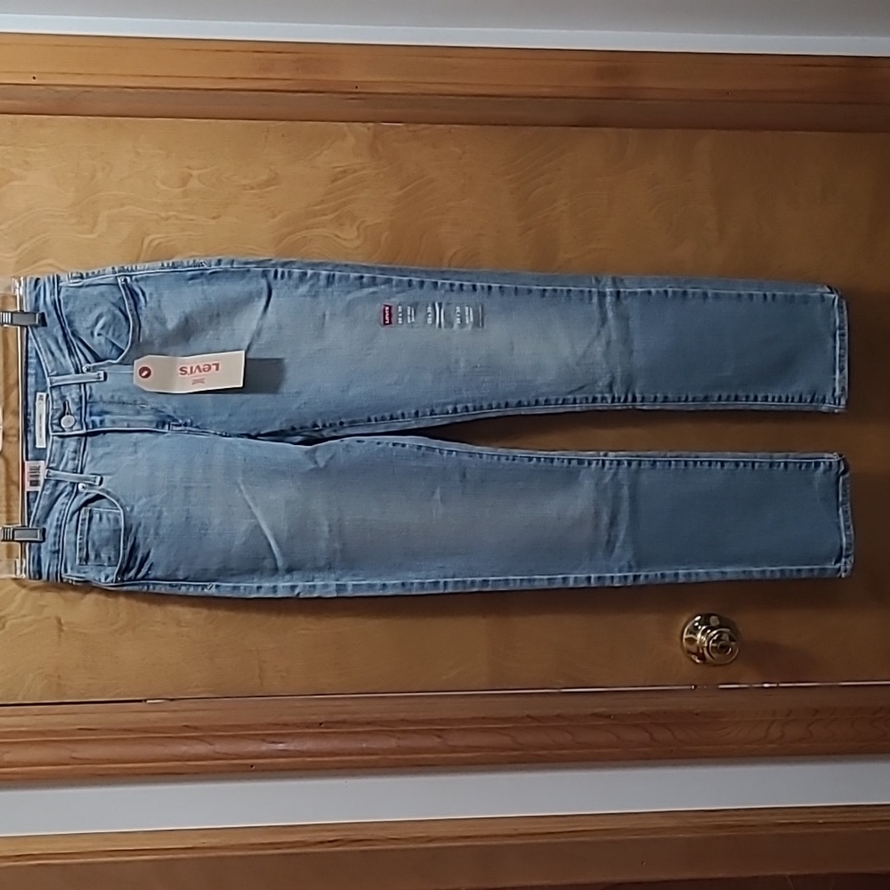 NWT Levi's Mid Rise Skinny Jeans 28 x 30